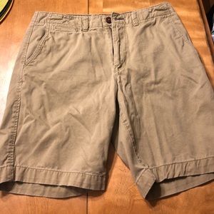 American Eagle Men’s Classic Fit Shorts Size 32